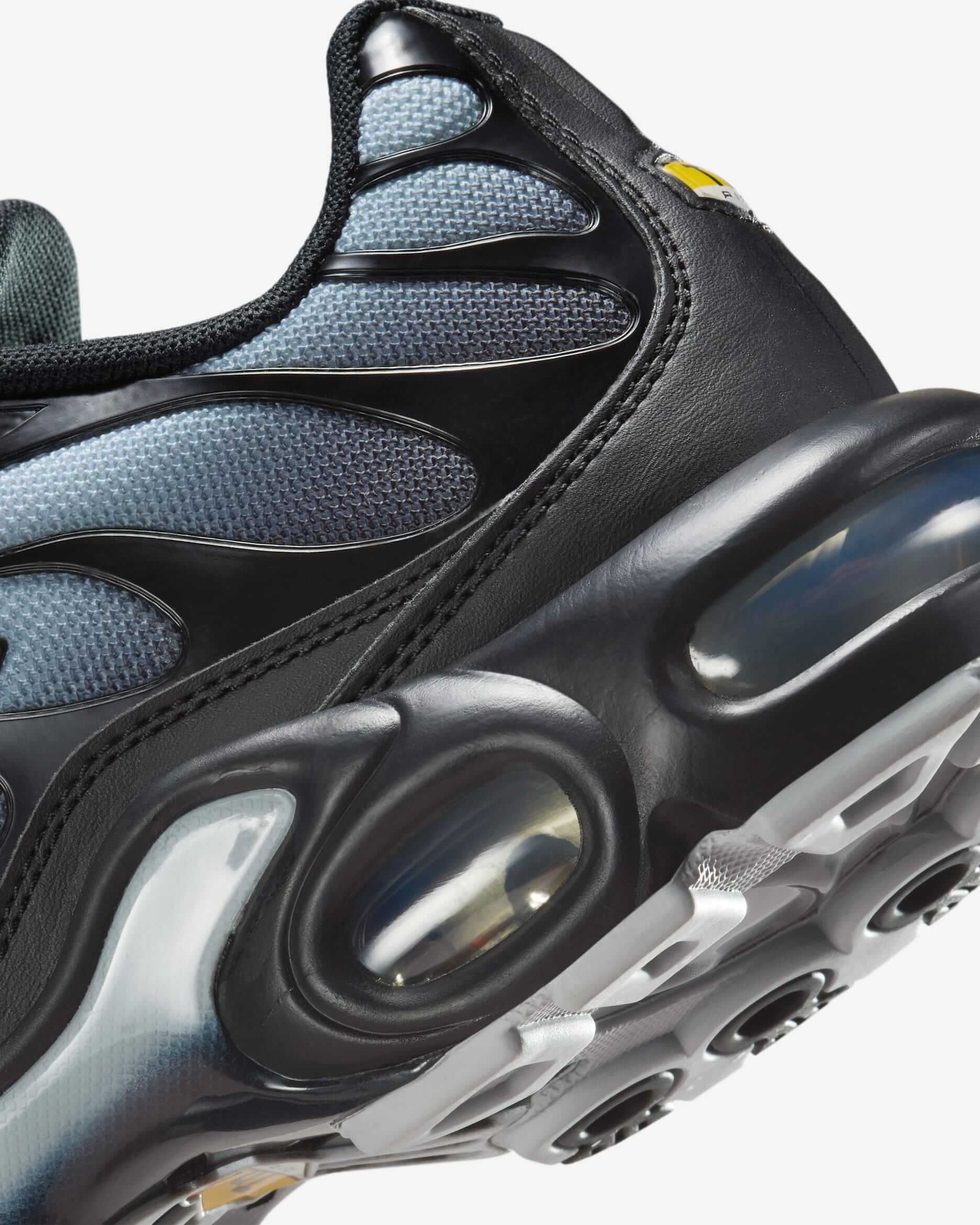 TN . NIKE AIRMAX PLUS (Gris et Bleu)